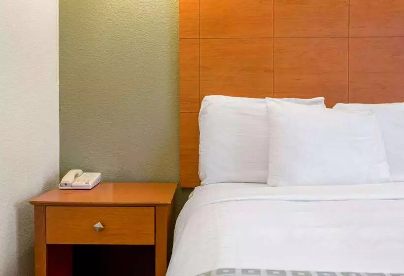 酒店 La Quinta By Wyndham Tulare