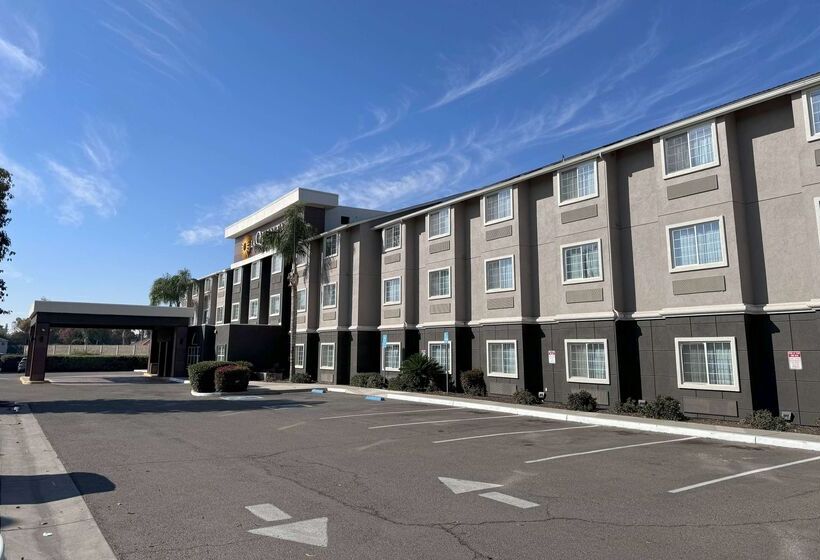 فندق La Quinta By Wyndham Tulare