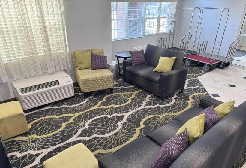 فندق La Quinta By Wyndham Tulare