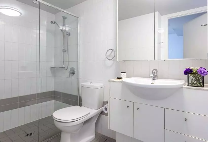 فندق Oaks Brisbane On Felix Suites