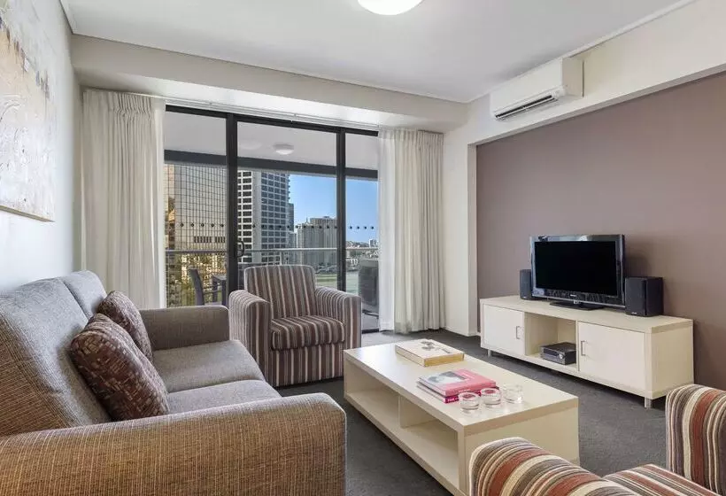 فندق Oaks Brisbane On Felix Suites