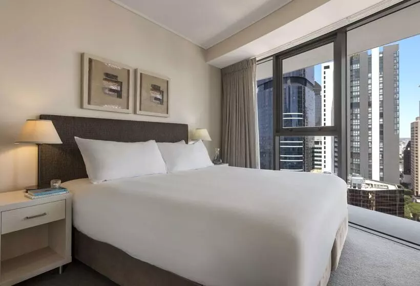 فندق Oaks Brisbane On Felix Suites