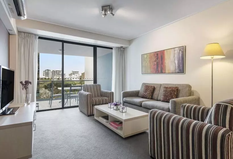 فندق Oaks Brisbane On Felix Suites
