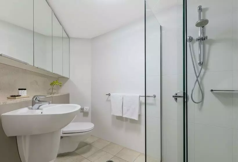 فندق Oaks Brisbane On Felix Suites