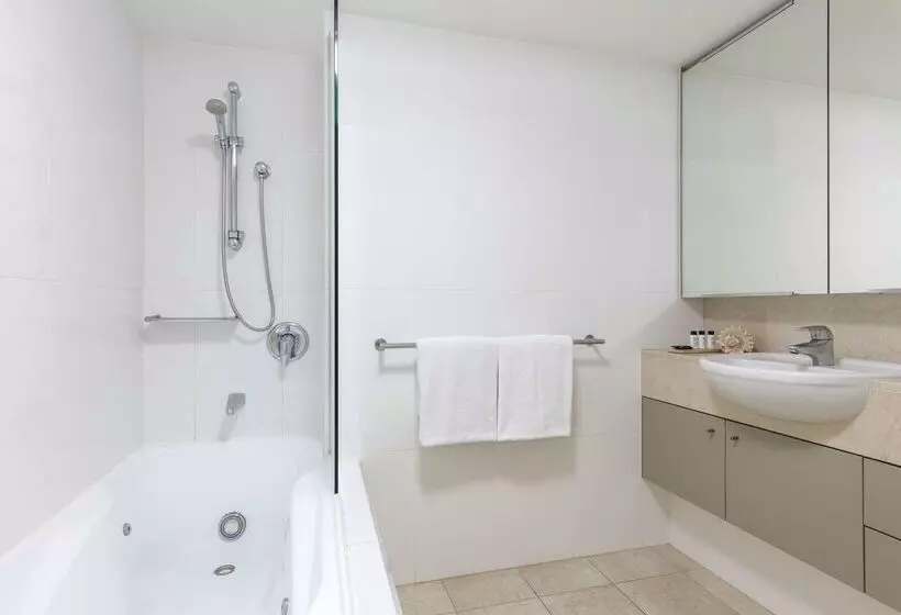 فندق Oaks Brisbane On Felix Suites