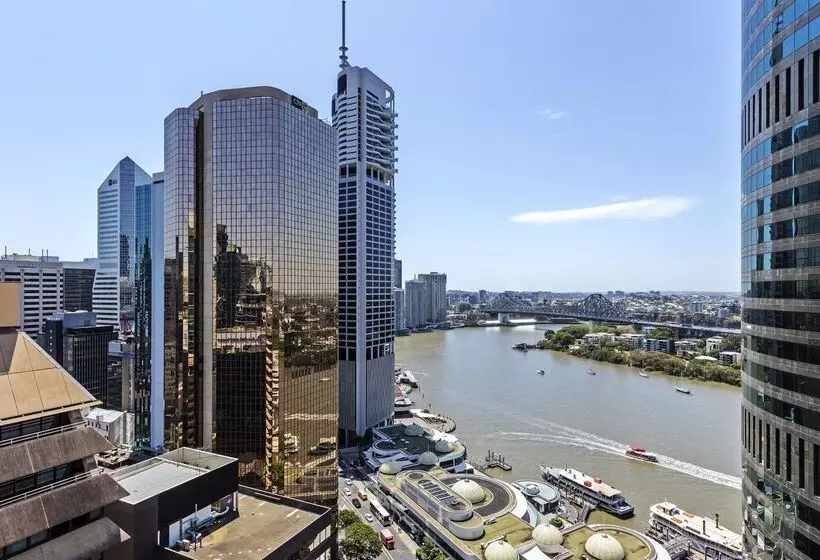 فندق Oaks Brisbane On Felix Suites