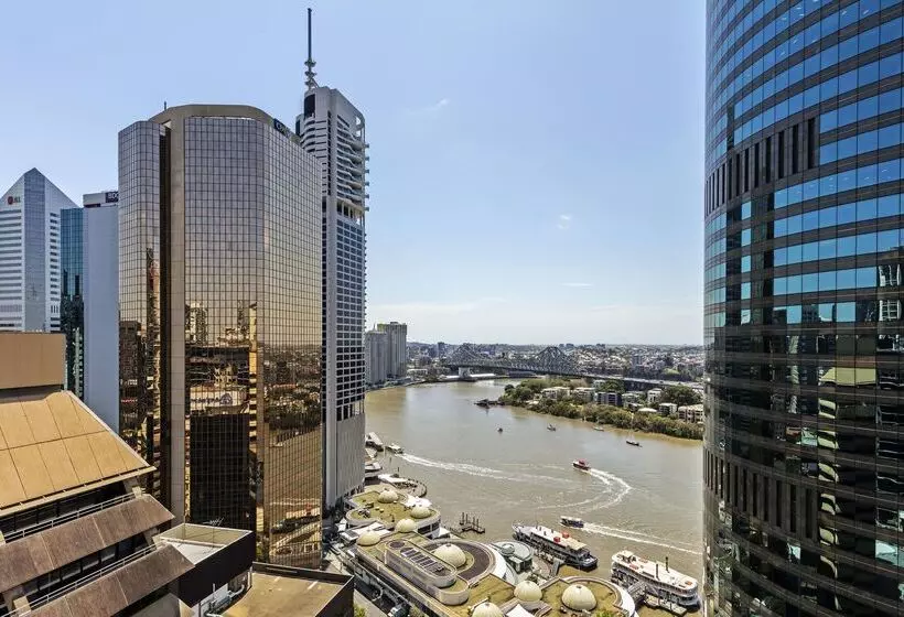 فندق Oaks Brisbane On Felix Suites