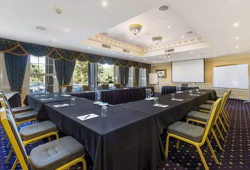 酒店 Canterbury International