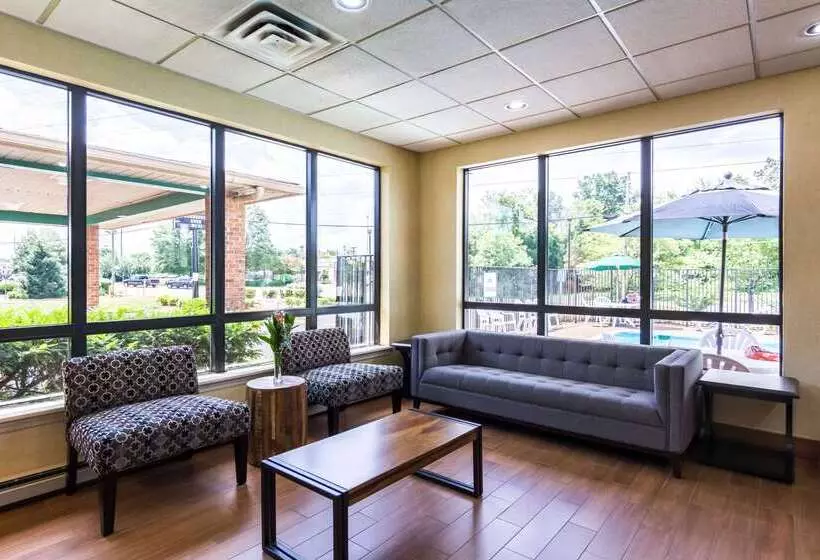 Отель Quality Inn Manassas