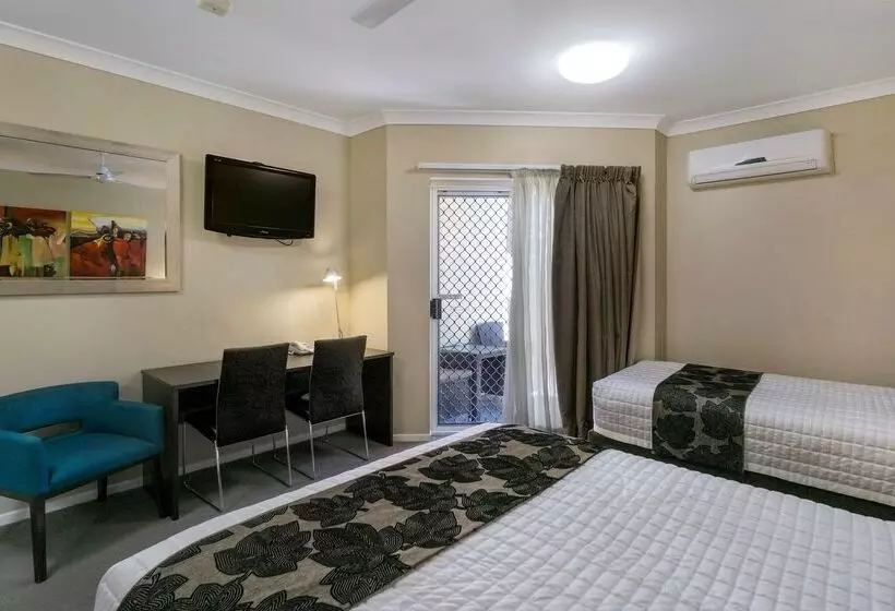 فندق على الطريق Best Western Kimba Lodge