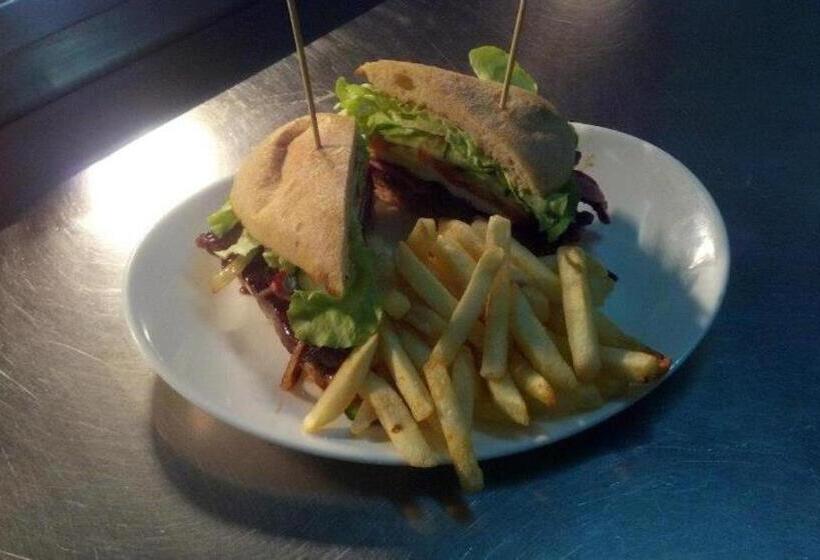 فندق على الطريق Best Western Kimba Lodge