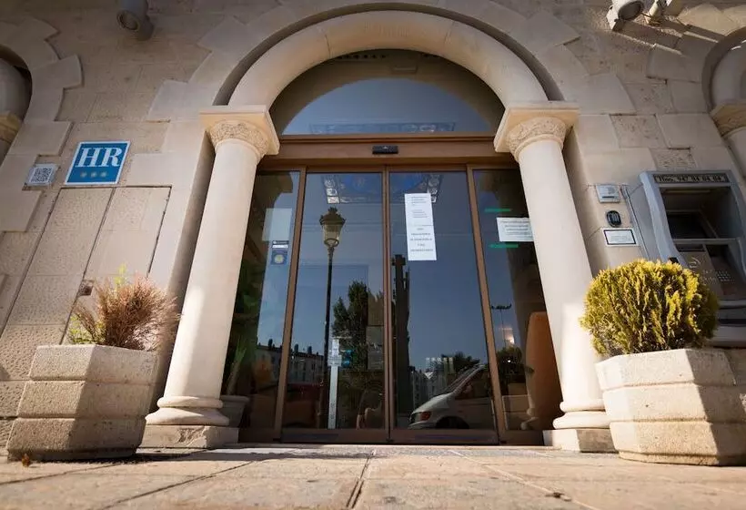 فندق Abadia Burgos Camino Santiago