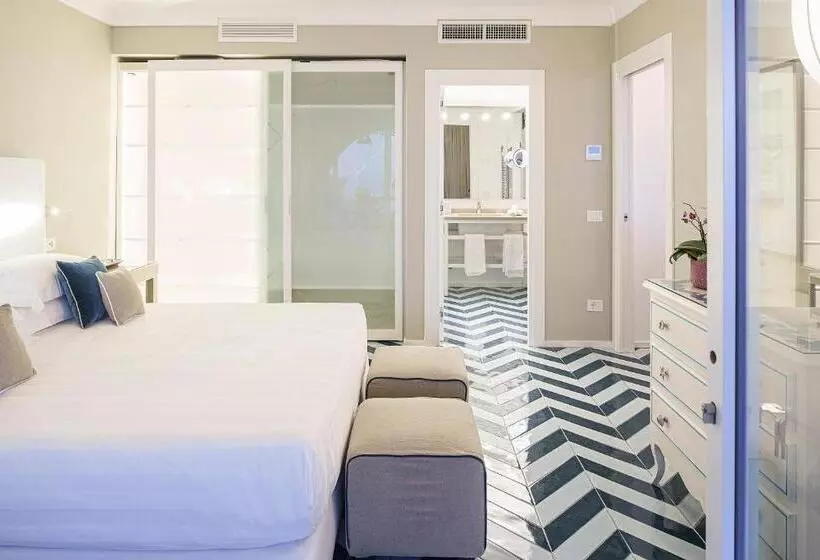 酒店 Costa Del Capitano Seaside Villas