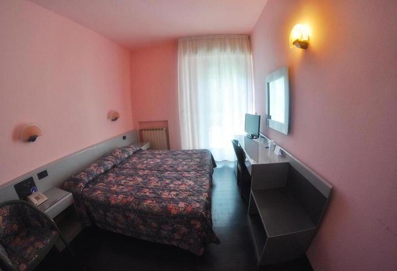 Отель Cristallo