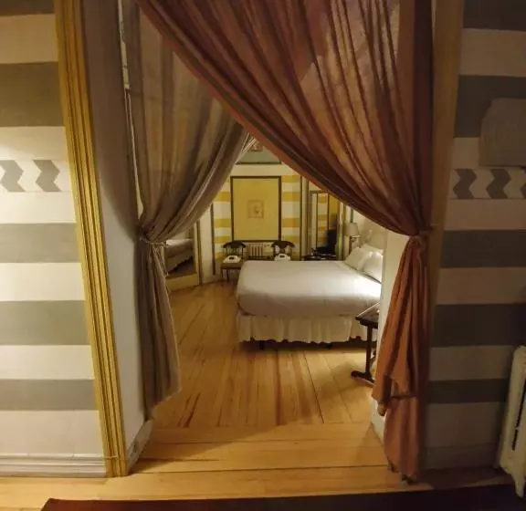 هتل Escala ópera