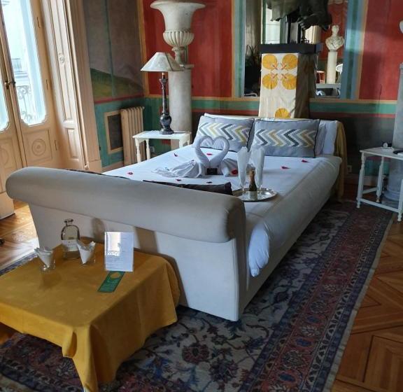 هتل Escala ópera