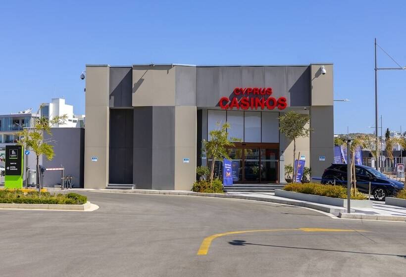 Faros Hotel Ayia Napa