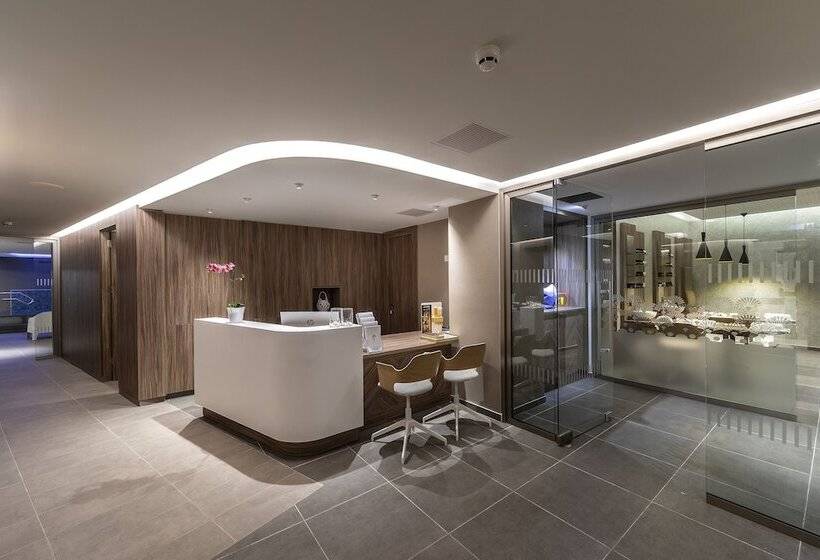 Faros Hotel Ayia Napa