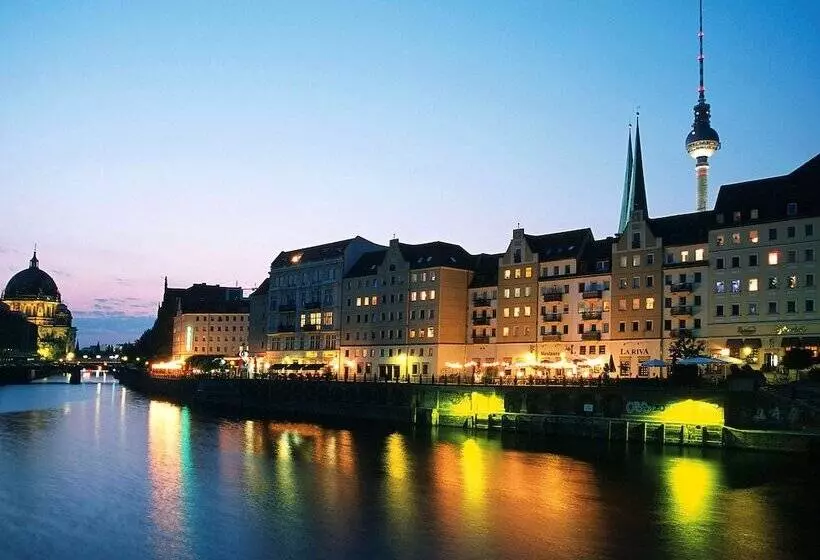 هتل Greet Berlin Alexanderplatz