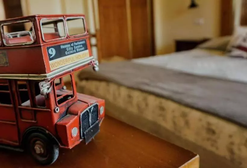 Отель La Mariposa