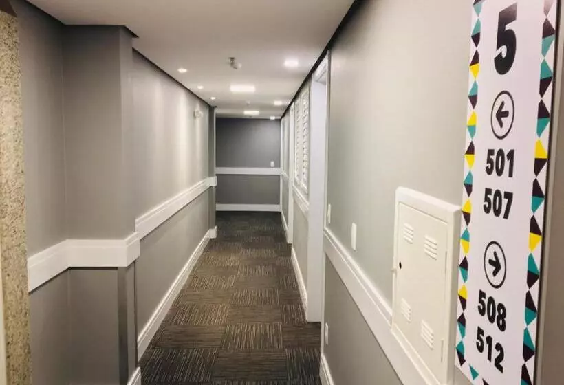 Отель Master Express Cidade Baixa  Proximo A Ufrgs E A Santa Casa