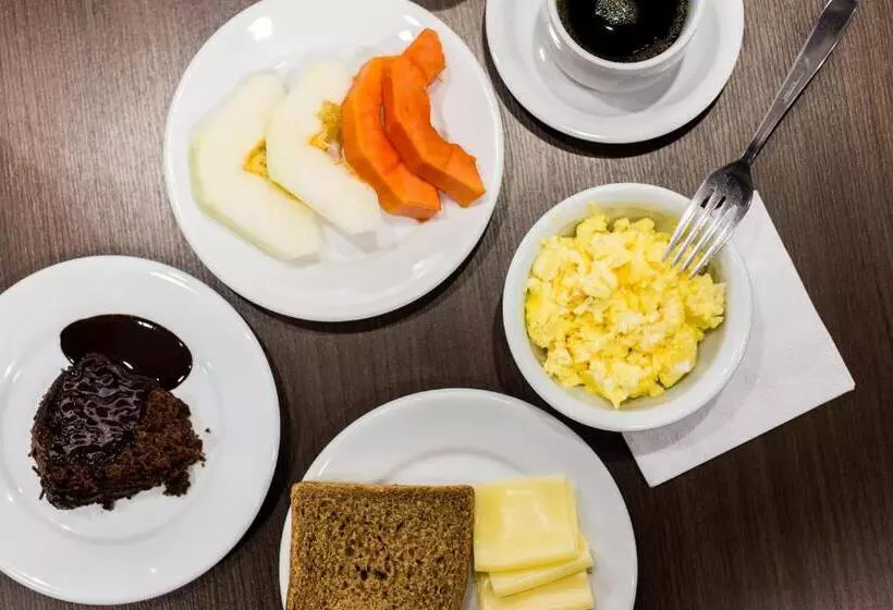 Отель Master Express Cidade Baixa  Proximo A Ufrgs E A Santa Casa