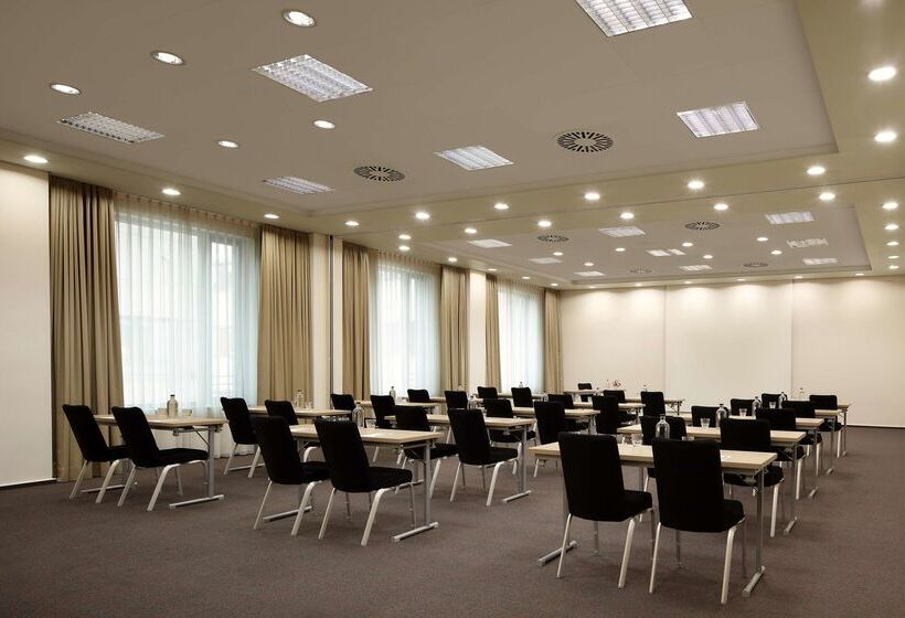 Avani Frankfurt City Hotel   Previously Nh Collection Frankfurt City