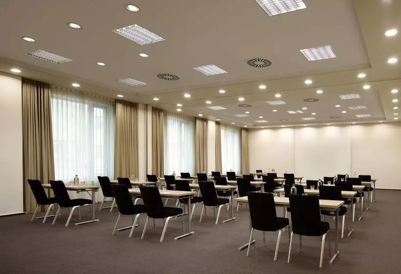 Avani Frankfurt City Hotel Previously Nh Collection Frankfurt City