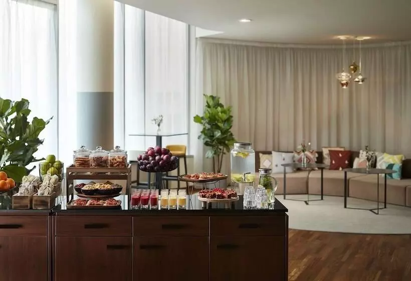 Avani Frankfurt City Hotel Previously Nh Collection Frankfurt City