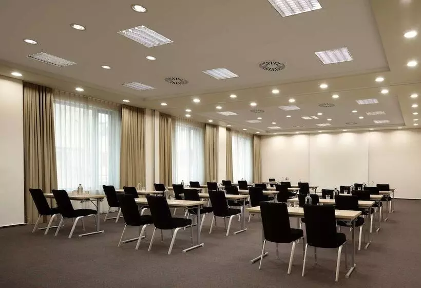 Avani Frankfurt City Hotel Previously Nh Collection Frankfurt City