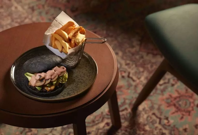 Avani Frankfurt City Hotel Previously Nh Collection Frankfurt City