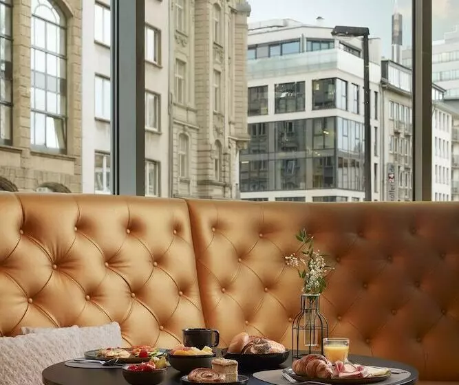 Avani Frankfurt City Hotel Previously Nh Collection Frankfurt City
