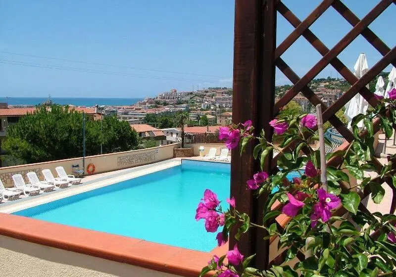هتل Panorama Residence