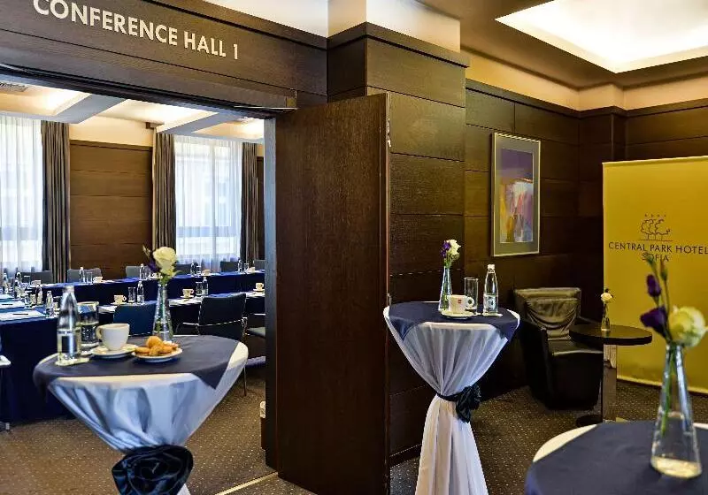 Rosslyn Central Park Hotel Sofia