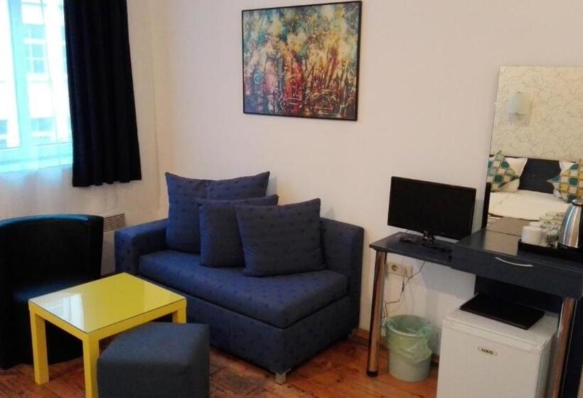 בית מלון כפרי Scotty S Boutique