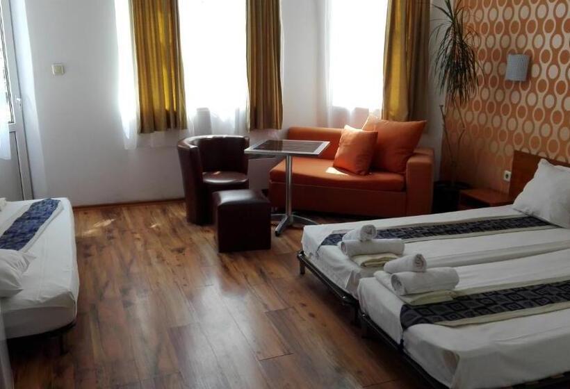 בית מלון כפרי Scotty S Boutique