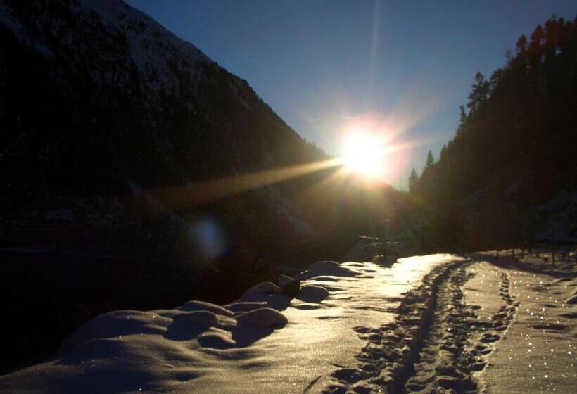 Bed and Breakfast Cafe Schneider