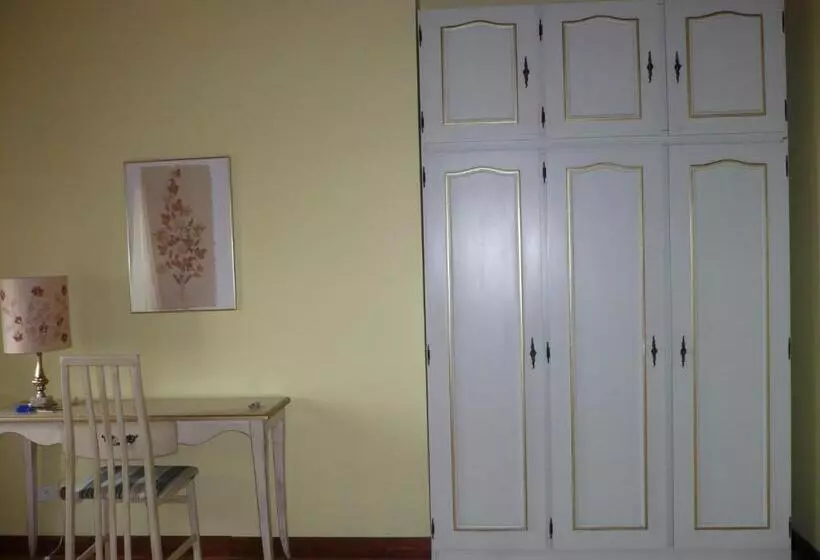 Aamiaismajoitus (B&B) Les Convertigues