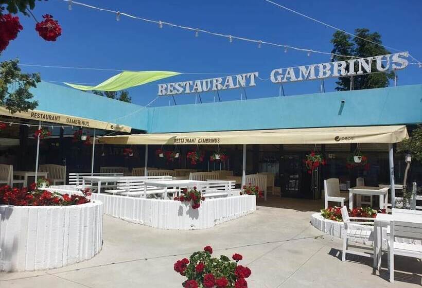 ホテル Mera Holiday Resort