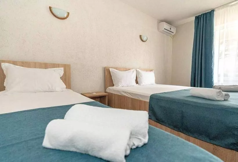 Hotelli Mera Holiday Resort