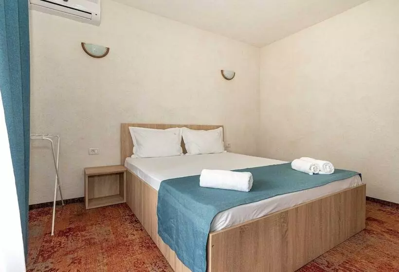 Hotelli Mera Holiday Resort