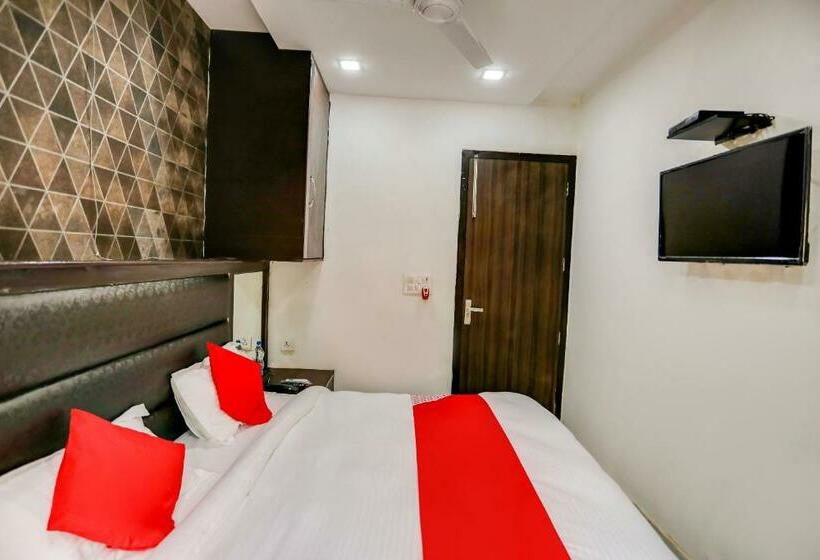 ホテル O Anshun Residency Near Mk Cinemas Rohini