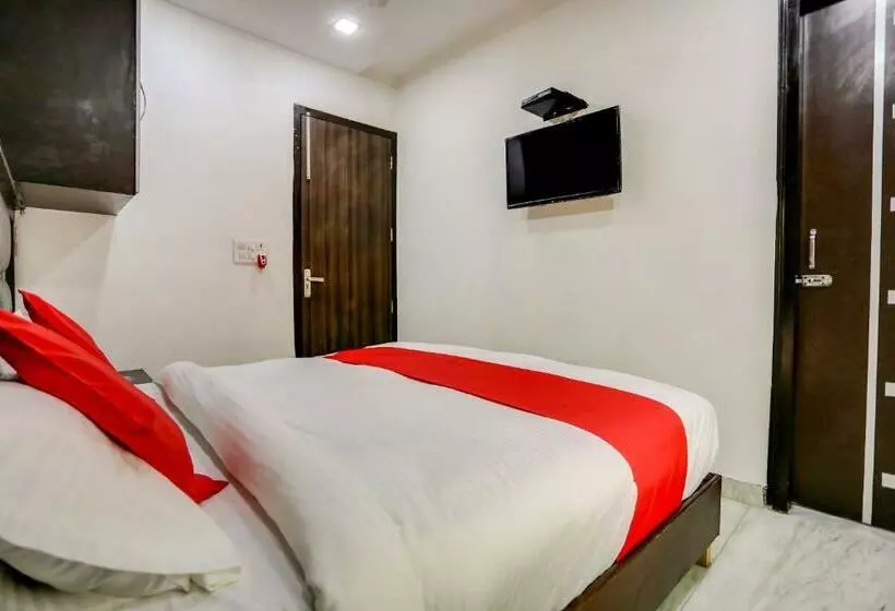 Hotelli O Anshun Residency Near Mk Cinemas Rohini