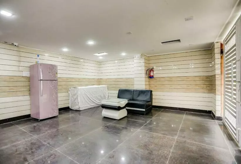 Hotelli O Anshun Residency Near Mk Cinemas Rohini