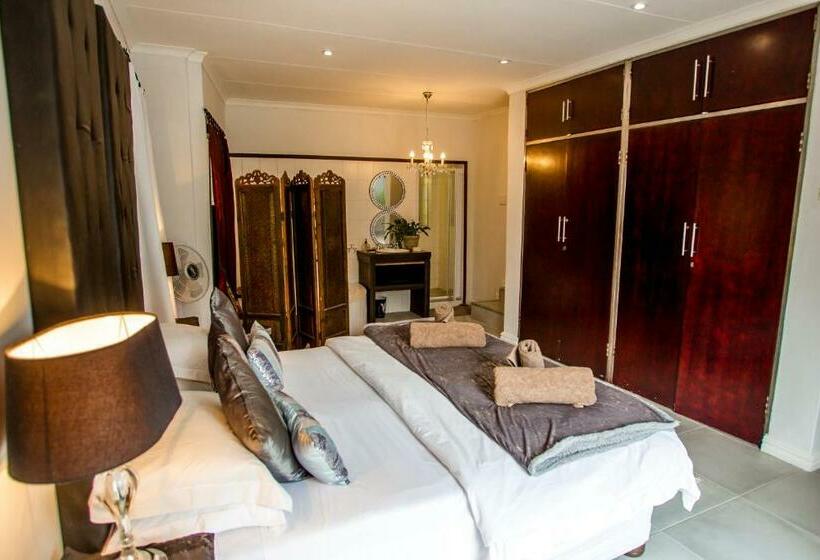 A Whale Of A View Bed & Breakfast