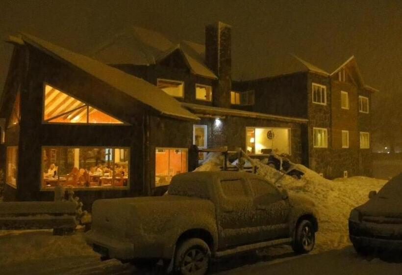 Hostel Hosteria Del Sauquen