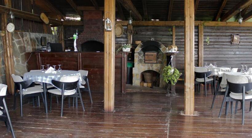 هتل Pensiunea Taverna Bucium