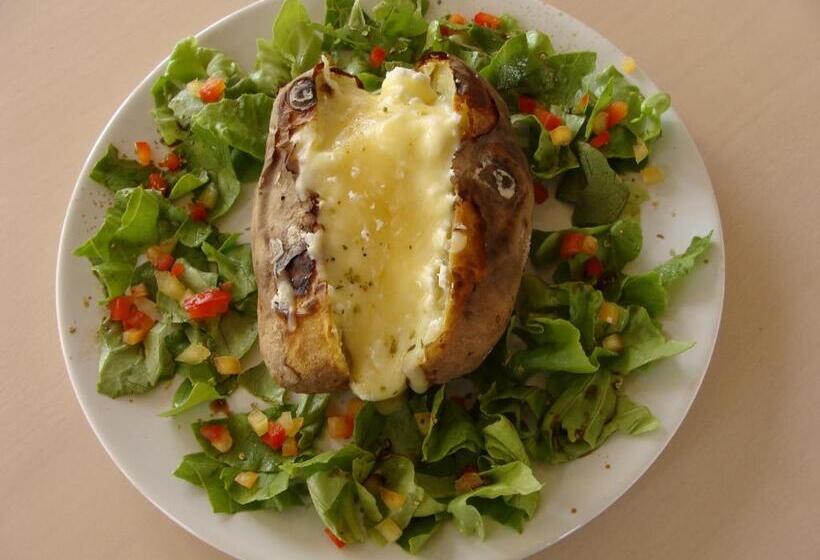 هتل Pensiunea Taverna Bucium