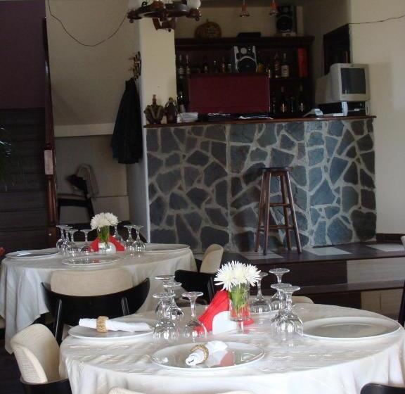 هتل Pensiunea Taverna Bucium