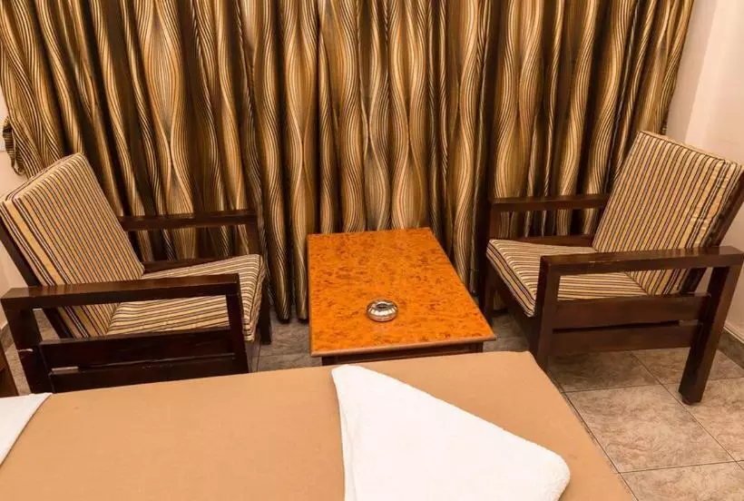 Hotelli Sriram Residency